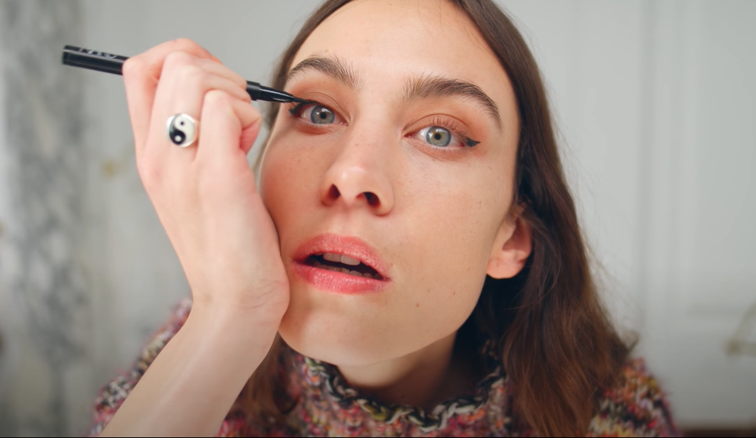 Makeup Techniques: Tips for Achieving a Flawless Look